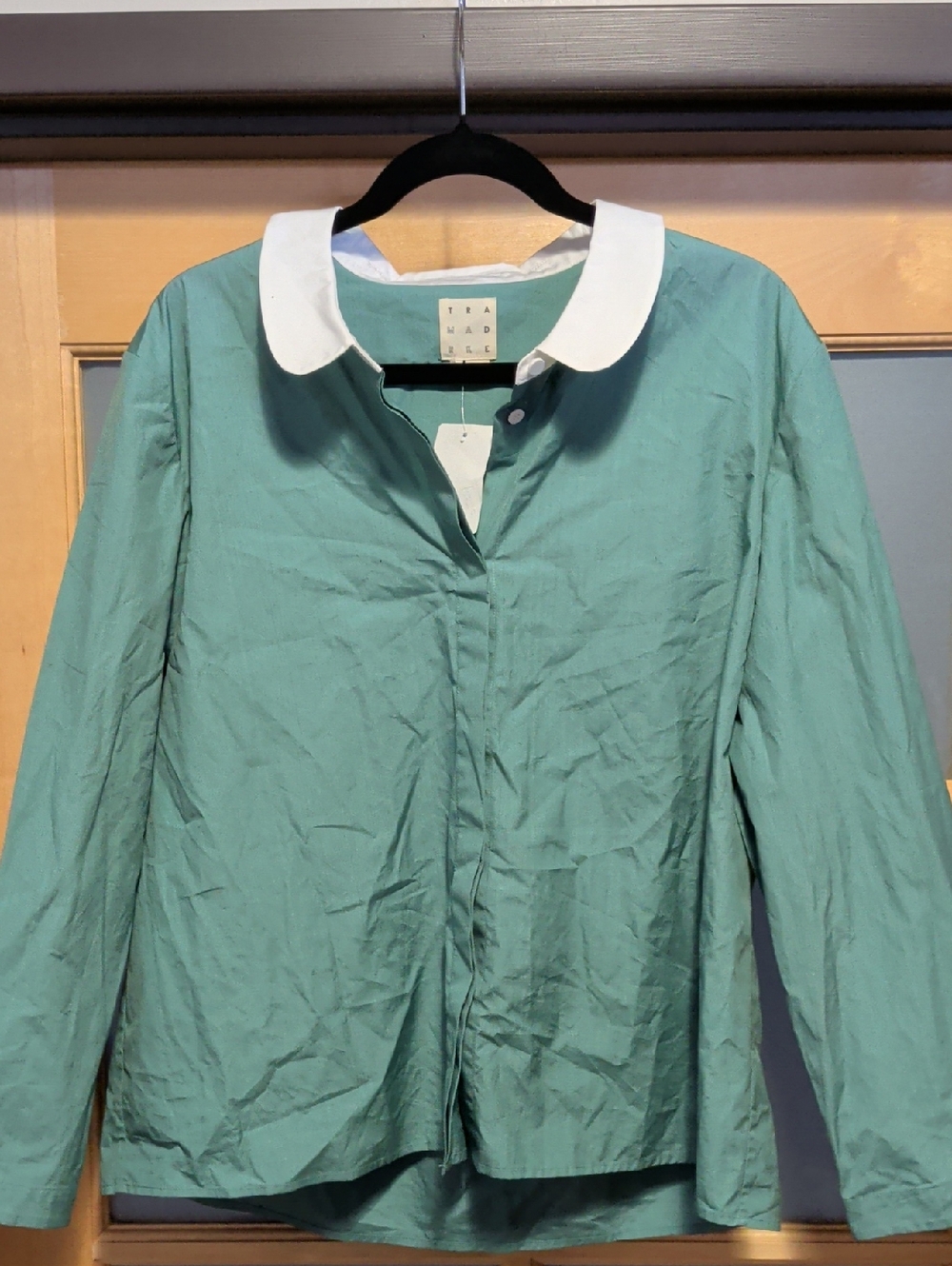 nwt Mint Green Blouse with White Peter Pan Collar
